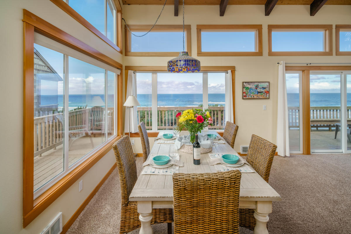 Pacific House by Haystack Luxury Vacation Rentals Cannon Beach, OR