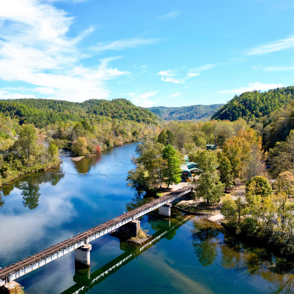 Copperhill Special: Full-Day Hiwassee Gorge Train Ride