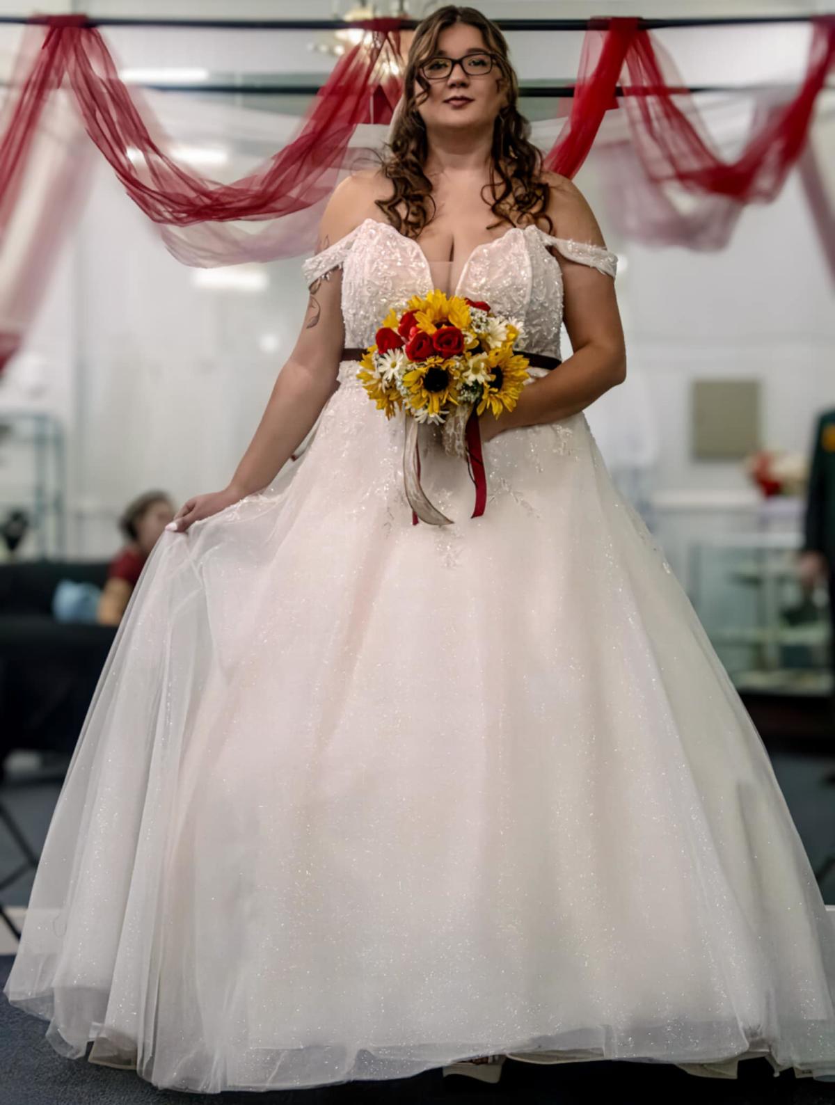 strapless open back dress Luxury Ball Gown Flower Wedding Dress Online, Luxury Prom Dress main image 0