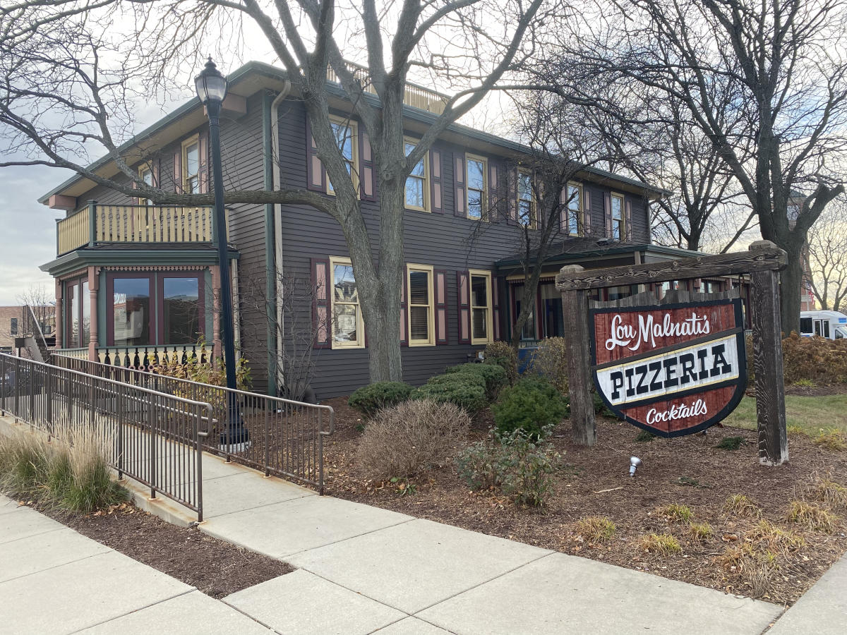 Lou Malnatis - Schaumburg | Schaumburg, IL