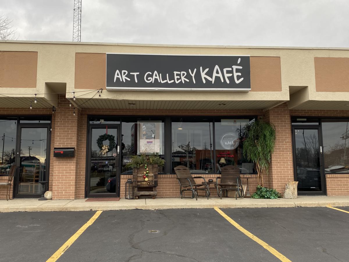 klowa art café Art Gallery Kafe