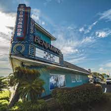 Benjamins surf shop and skate