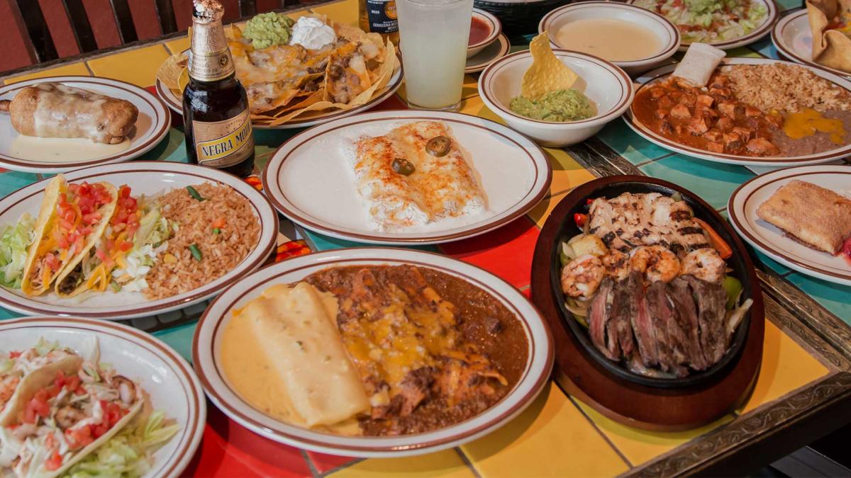 El RANCHO の大皿 EL RANCHO GRANDE