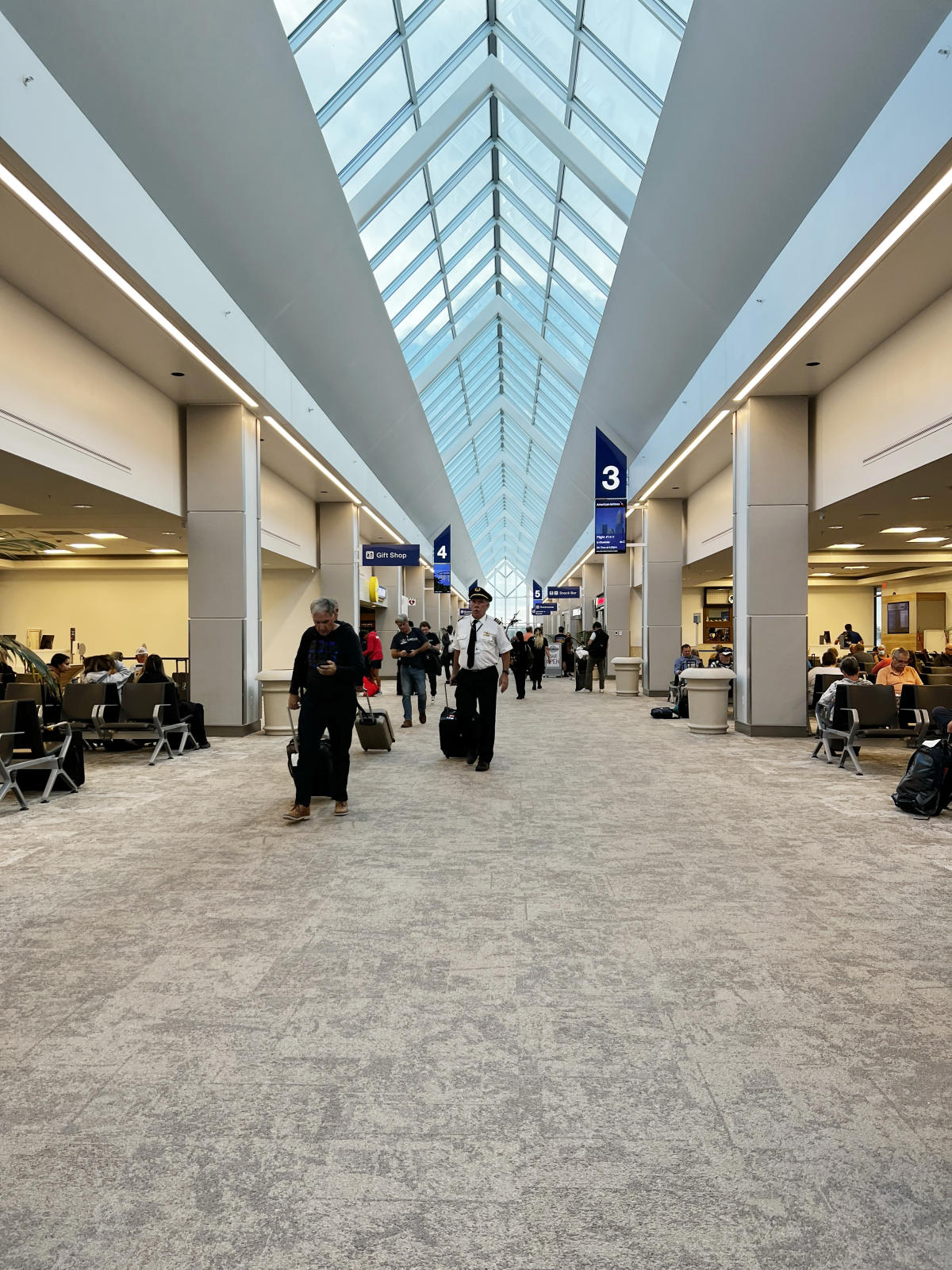 Daytona Beach International Airport | Daytona Beach, FL 32114