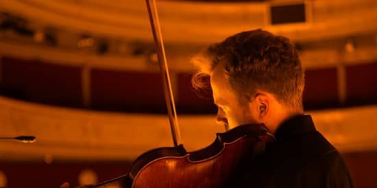 Candlelight: 80s Rock Anthems 2