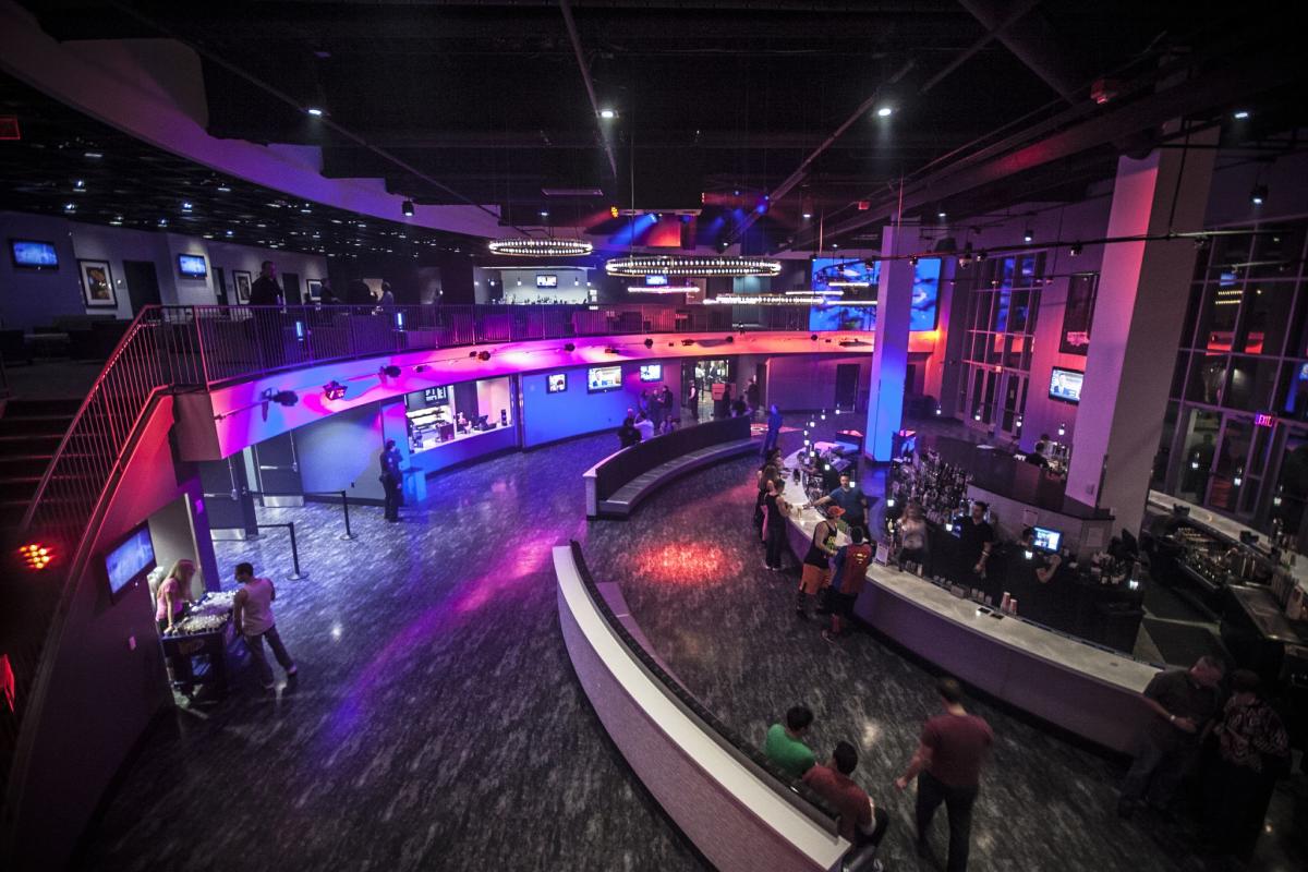 Visions discount night club