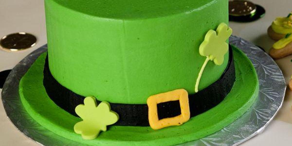 Leprechaun Hat Cake Decorating