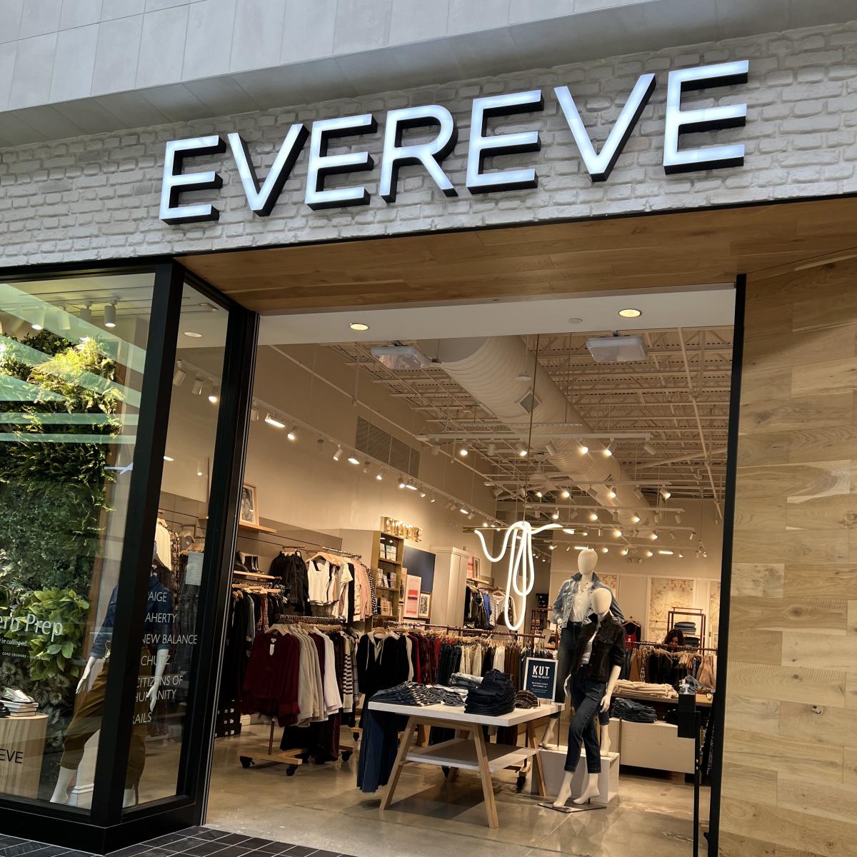 Evereve at Perimeter Mall