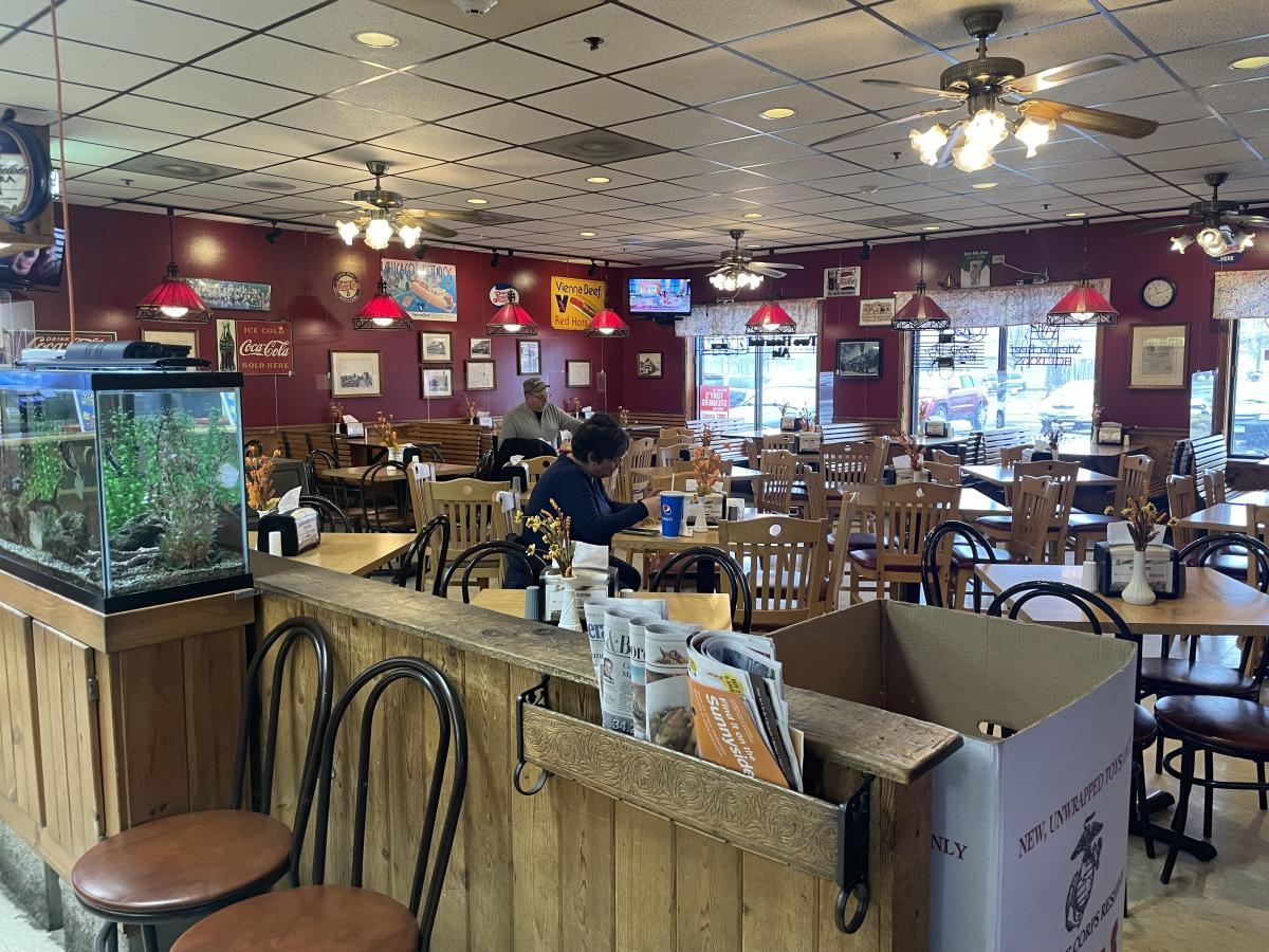 Tony's Steamers of Winfield