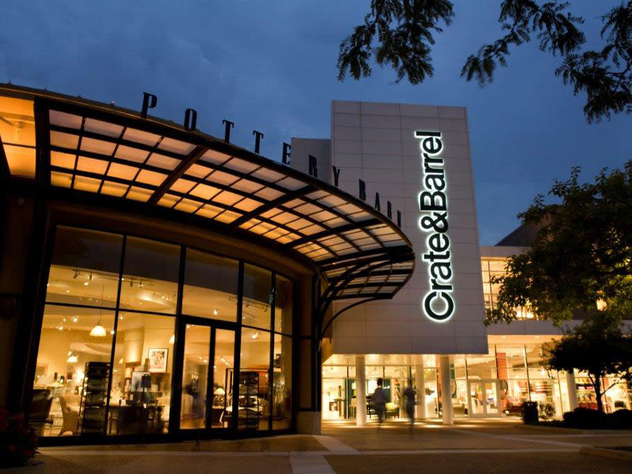 Shopping Mall in Oakbrook, IL