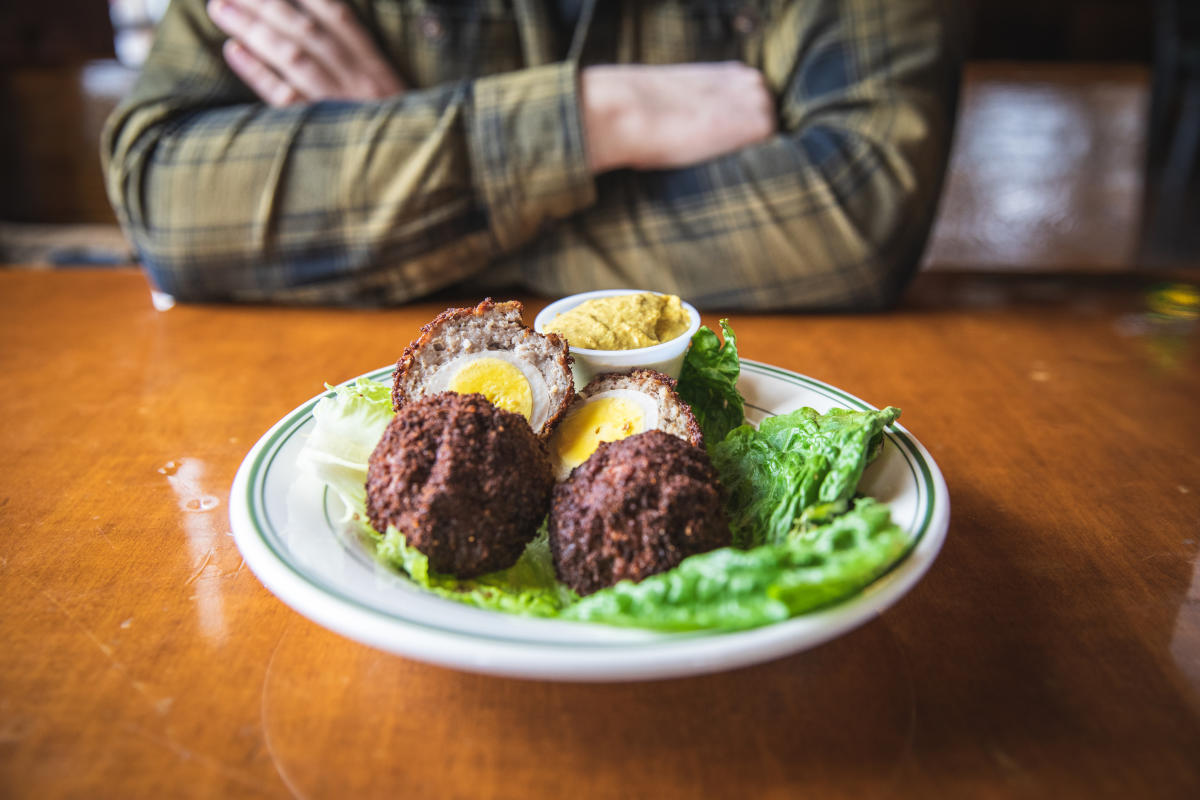 Dooley's Pub Eau Claire, WI 54703