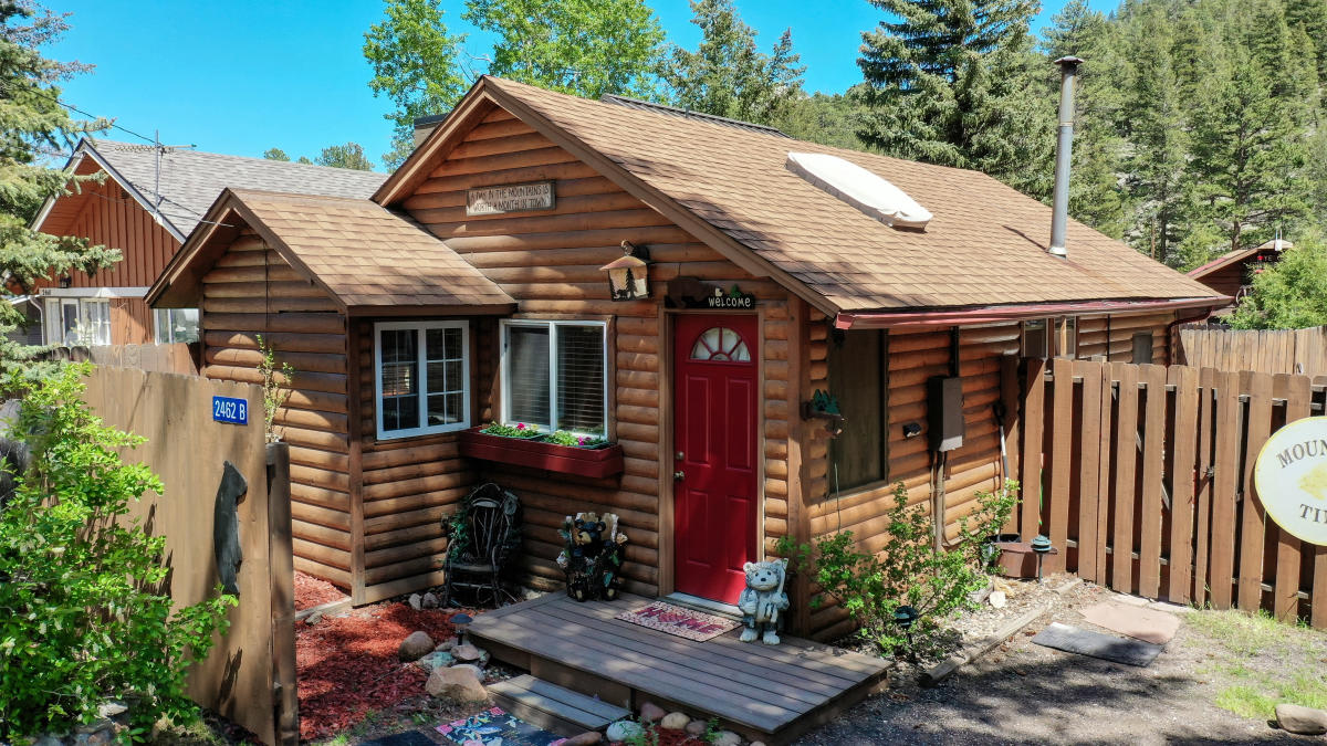 Annie's Mountain Retreat