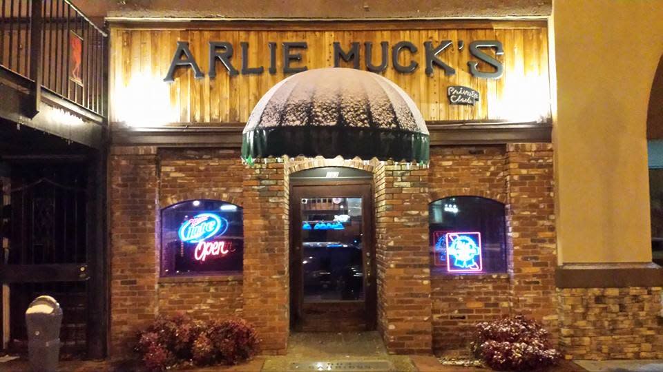 Arlie Muck's