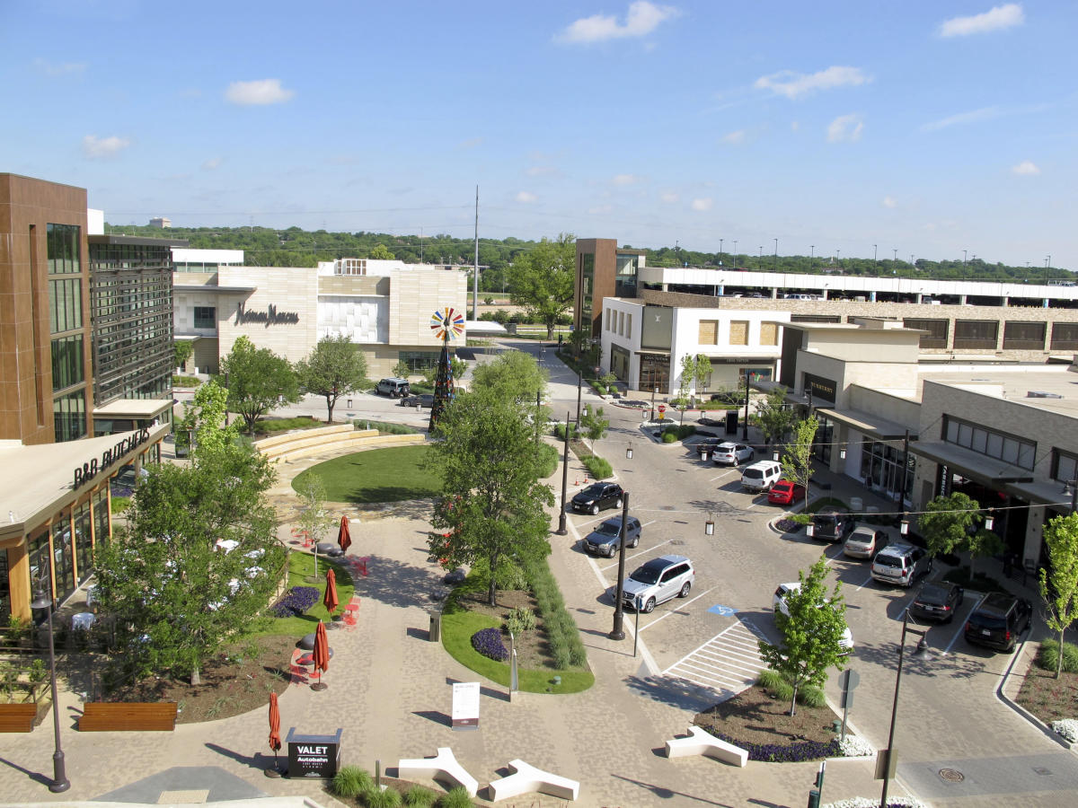 the shops at clearfork
