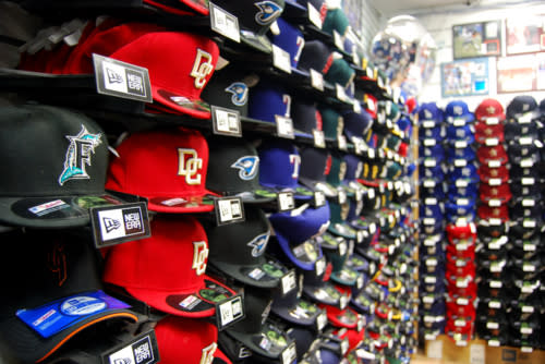 LIDS SPORTSWEAR RETAIL - 3401 Dale Rd, Modesto, California - Sports Wear -  Phone Number - Yelp