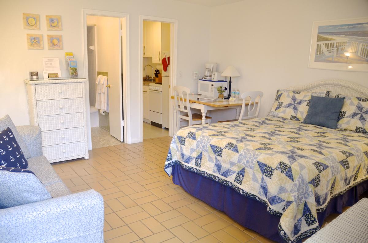 SUNNY PLACE APARTMENTS