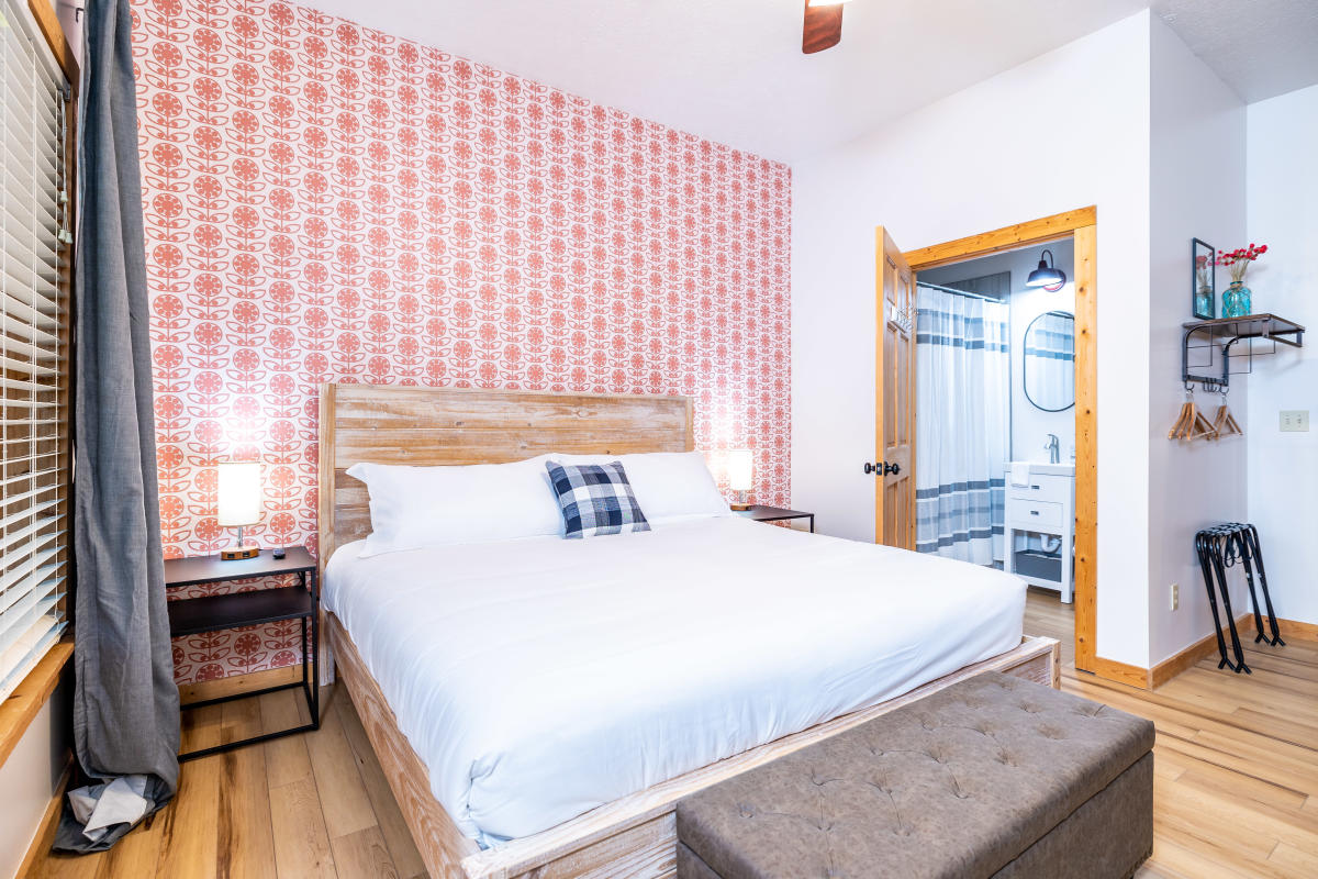 Smokies Boutique Cabins Gatlinburg, TN 37738