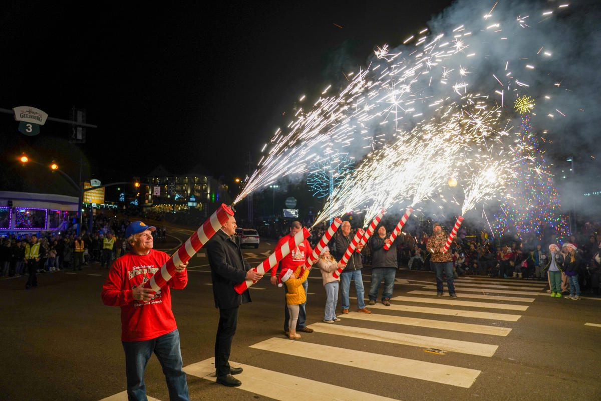 Fantasy of Lights Christmas Parade