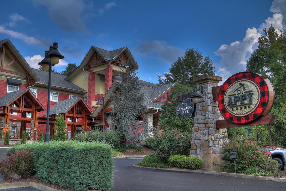 The Appy Lodge Gatlinburg, TN 37738