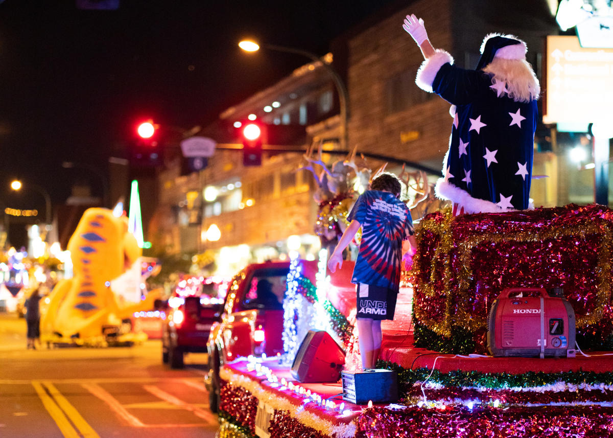 Gatlinburg's Annual Fourth of July Midnight Parade Gatlinburg, TN 37738