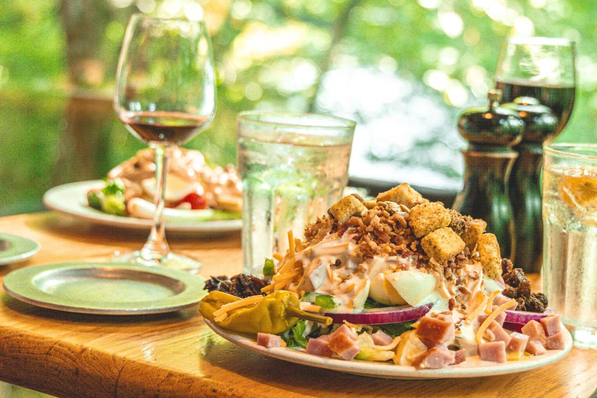 The Peddler Steakhouse In Gatlinburg Tennessee