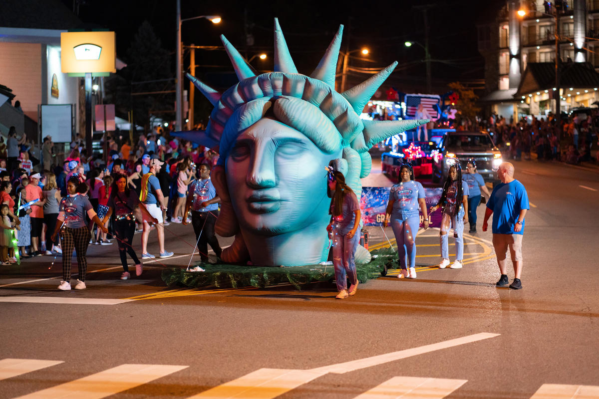 Gatlinburg's Annual Fourth of July Midnight Parade Gatlinburg, TN 37738