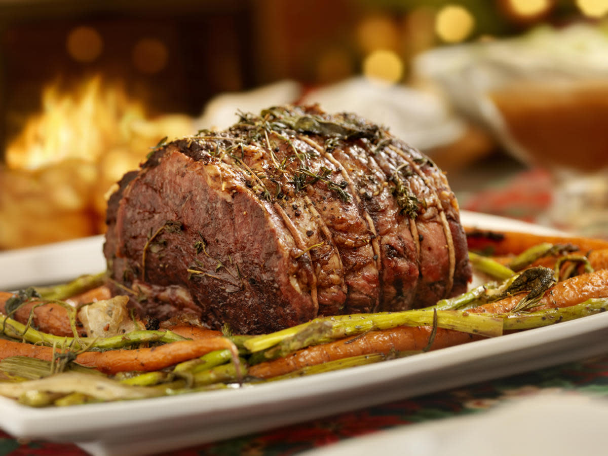 Special Dining in Henderson  Saturday Night Prime Rib Deal