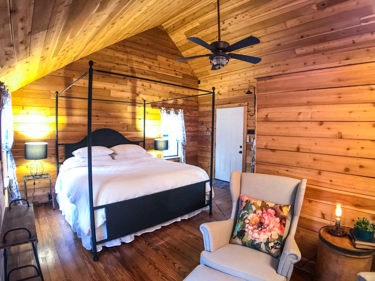 Cabins In Granbury