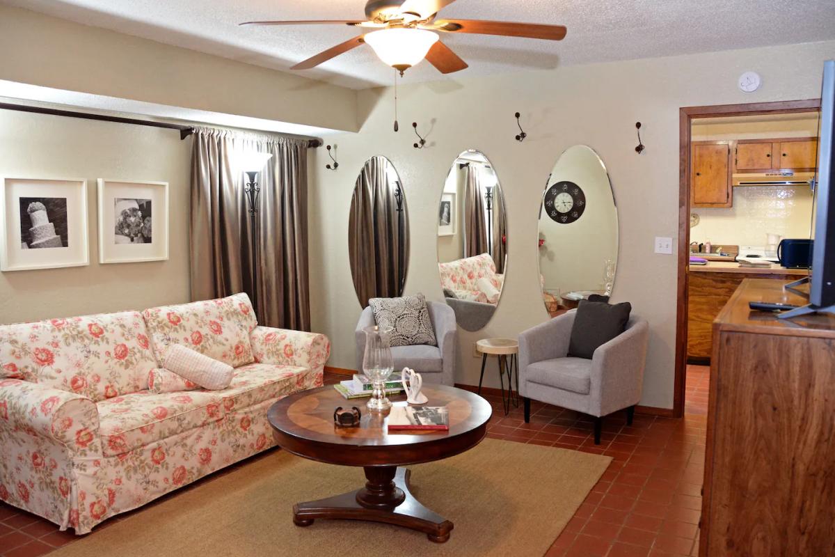 Rambling Oaks Ranch