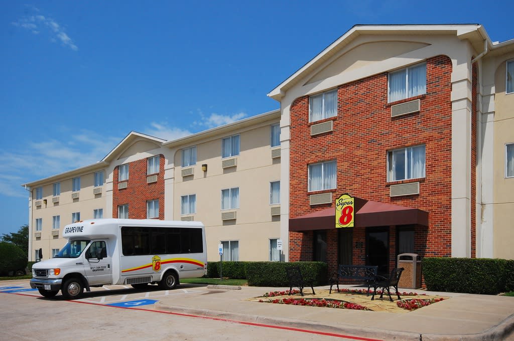 Super shop 8 hotel