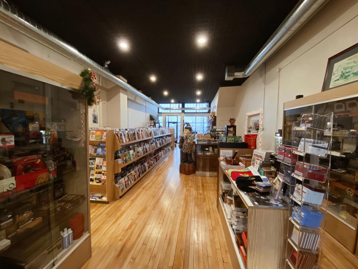 Bosse's News & Tobacco