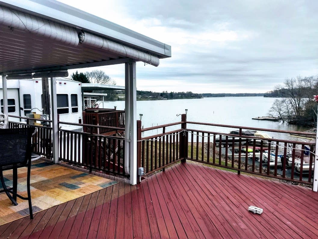 Lake Hickory RV Resort