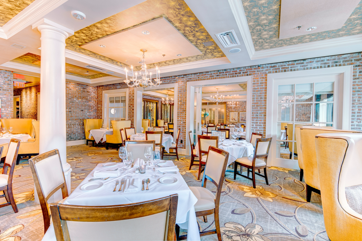 Brennan's of Houston | Restaurants in Houston, TX
