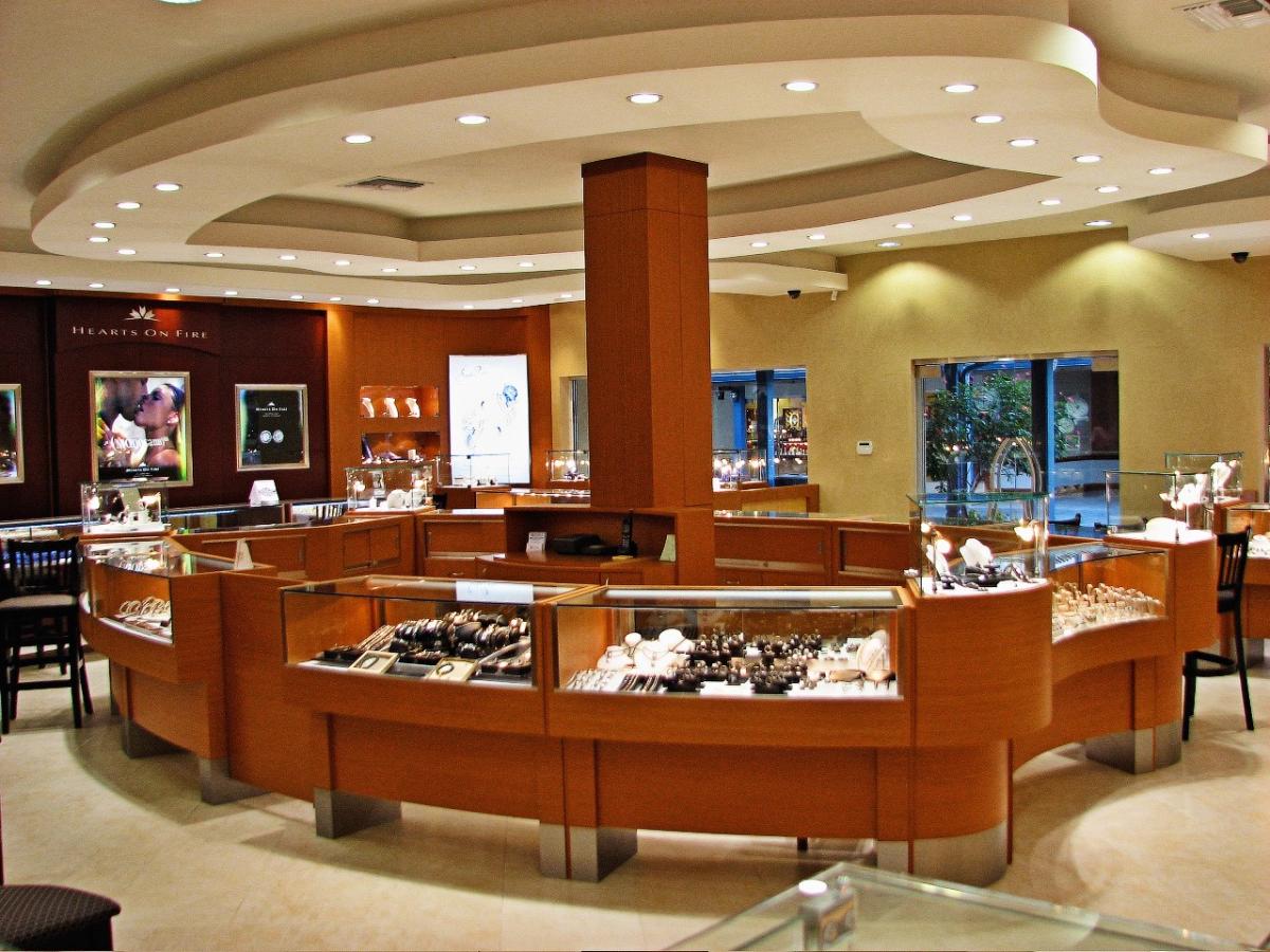 Jewelry store bay plaza discount
