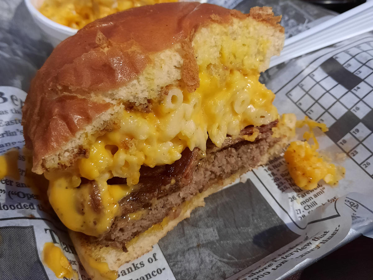 815 Gourmet Grill