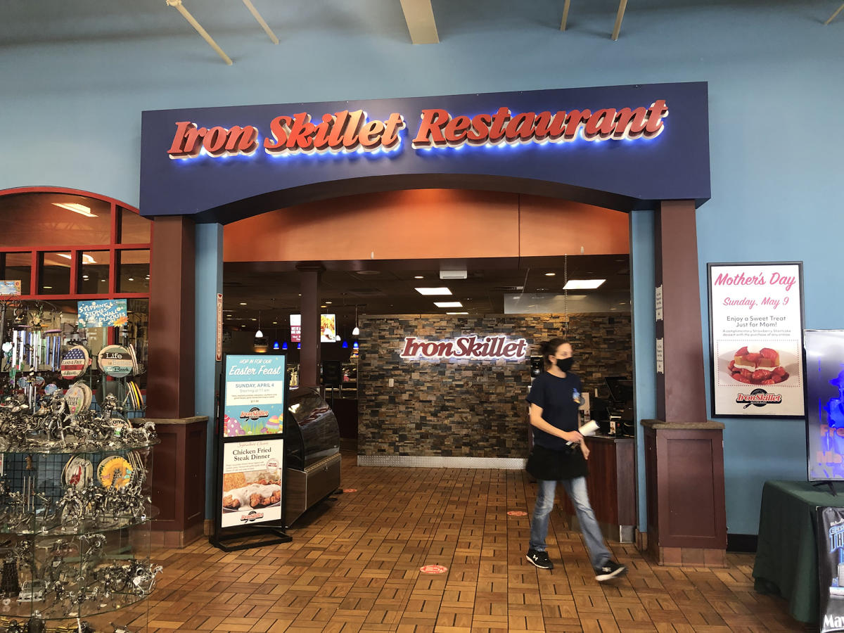 Iron Skillet Restaurant in Indianapolis - Restaurant menu and reviews