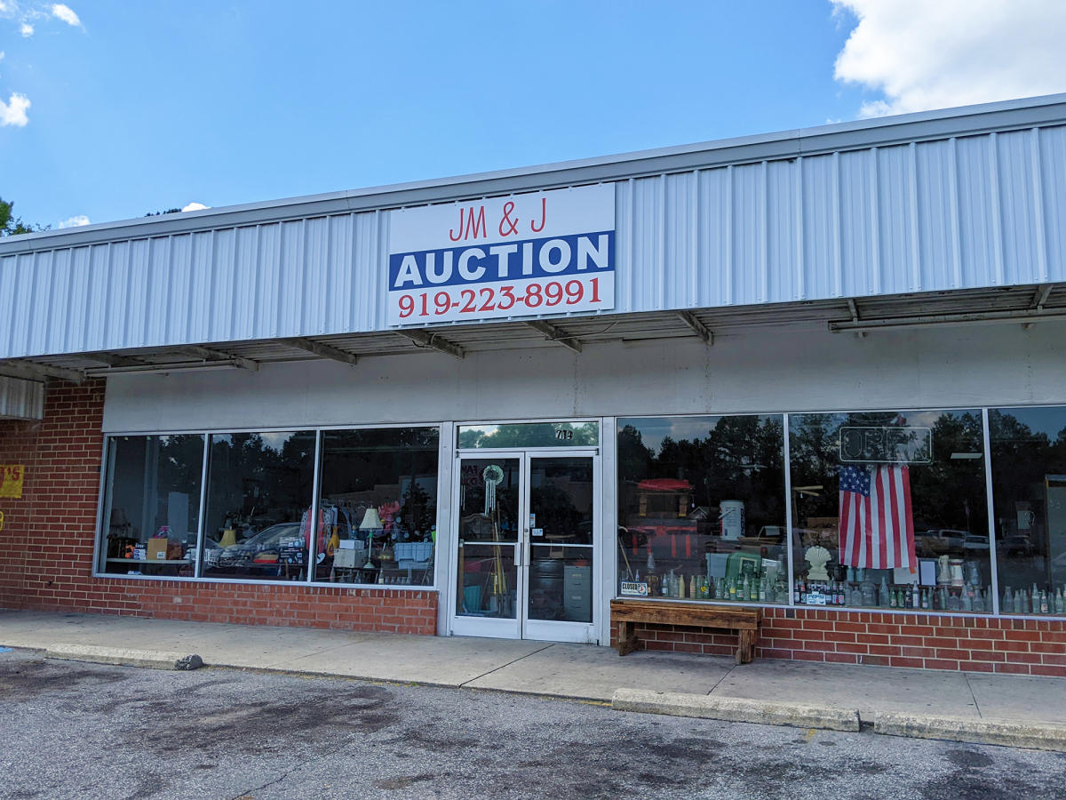 J And J Auction Fremont Mi