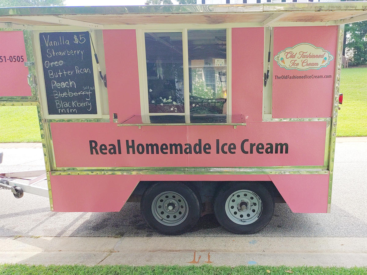Old Fashioned Ice Cream Food Truck
