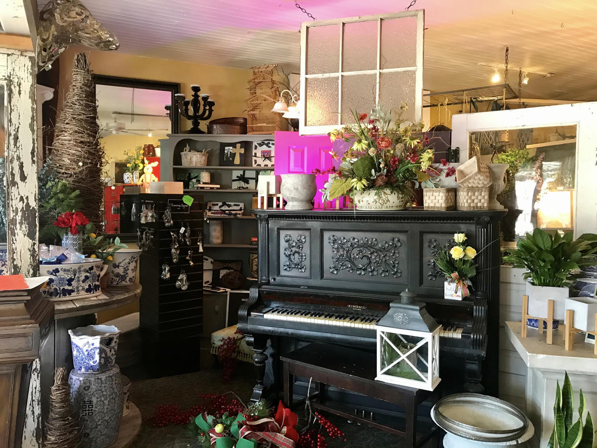 The Vine & Branch Florist & Gifts