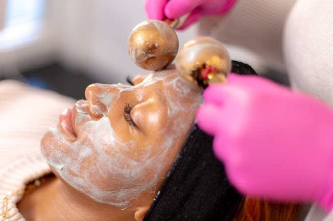Discover Kalamazoo | Oasis Face Bar