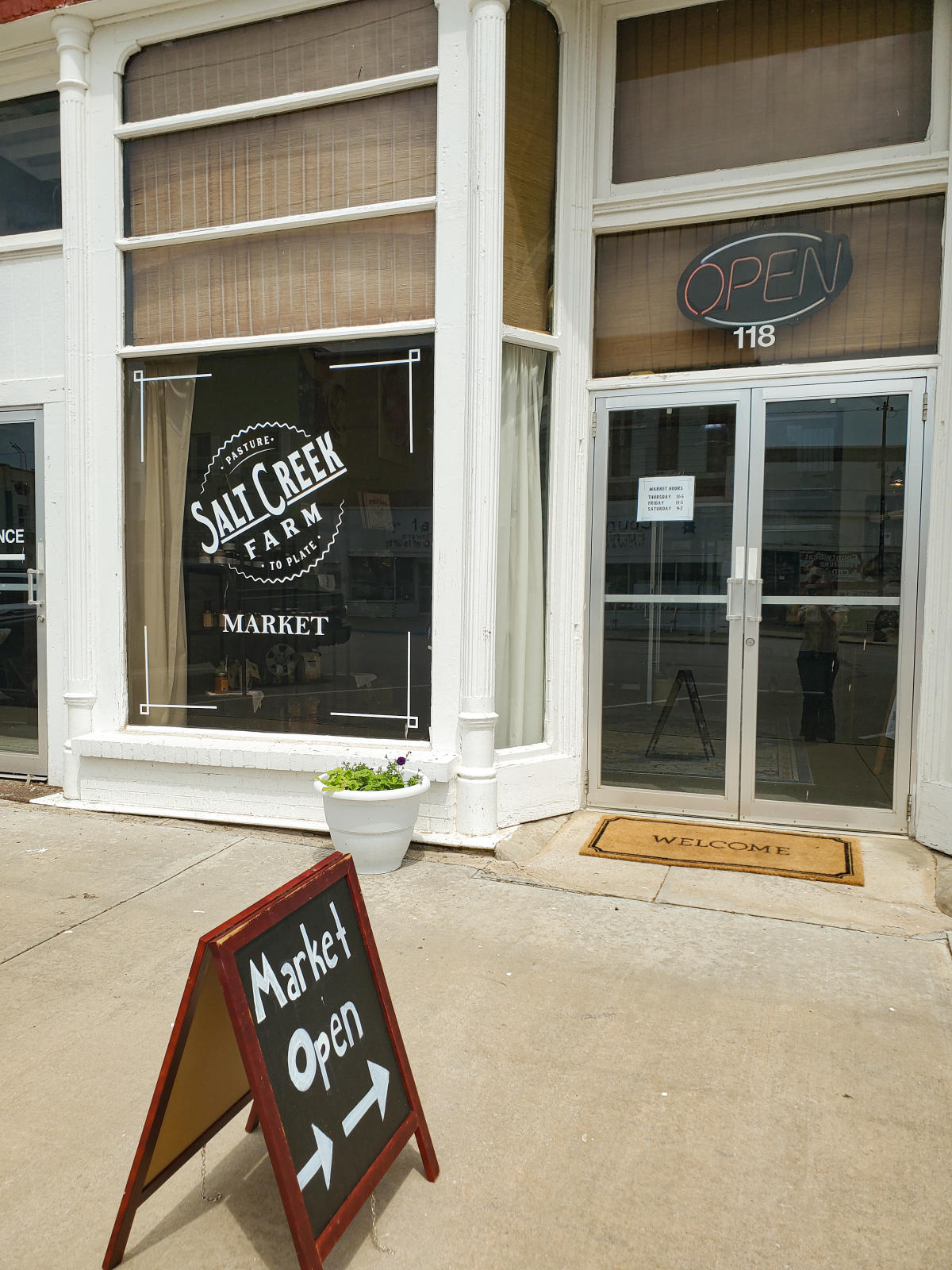 Salt Creek Farm - Eureka KS, 67045