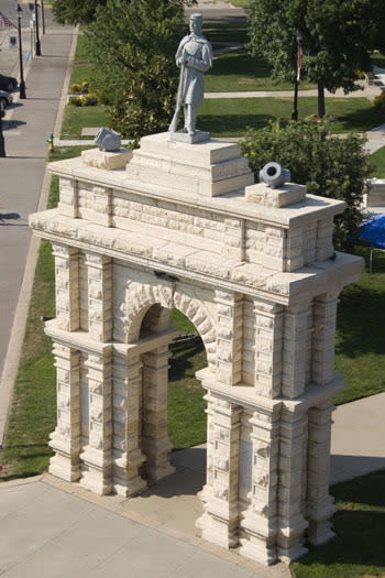 Civil War Memorial Arch - Junction City KS, 66441