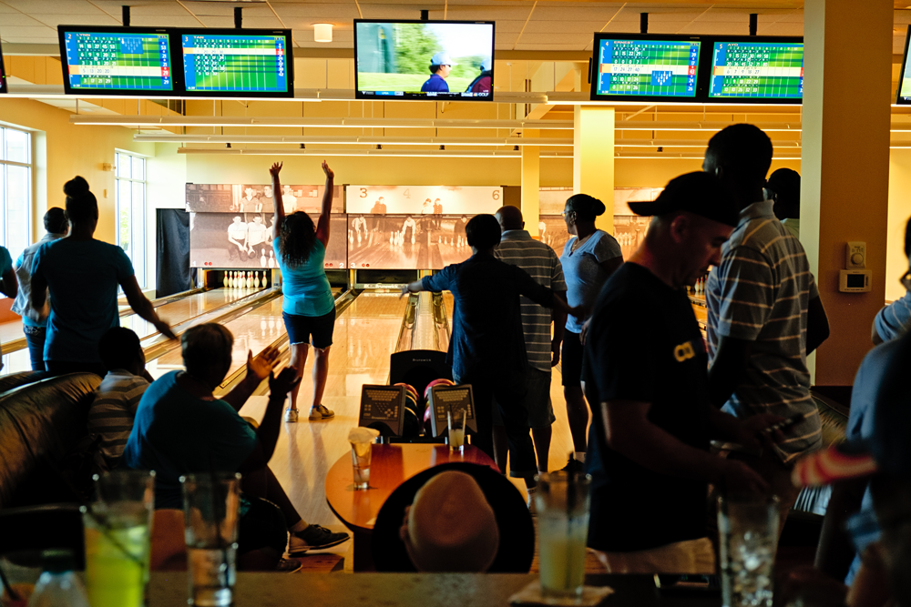 Pinstripes bowling outlet