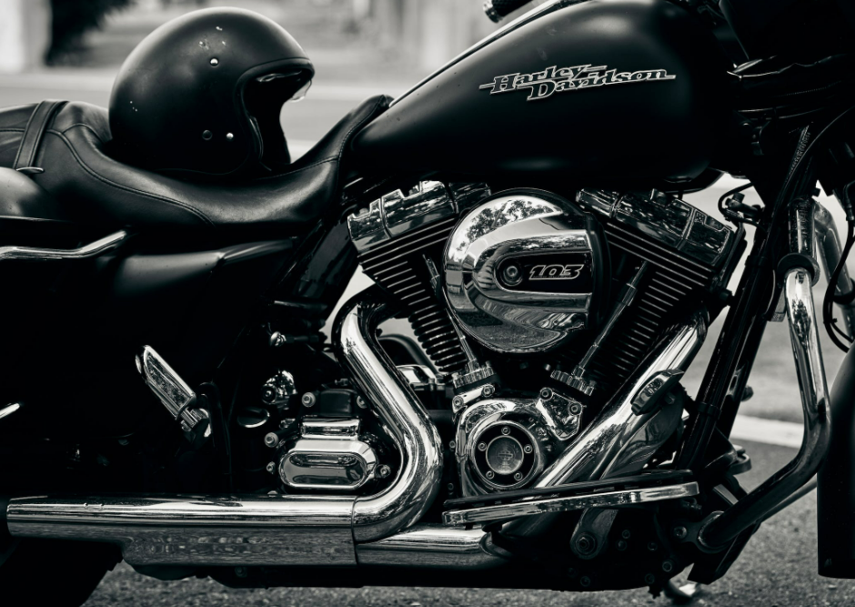 Harley davidson on sale big road