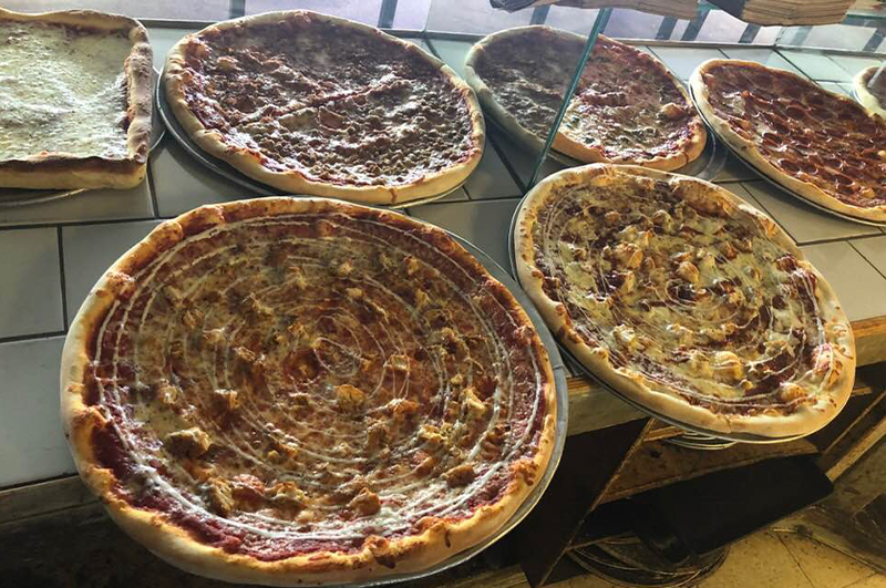 Valley pizza shop