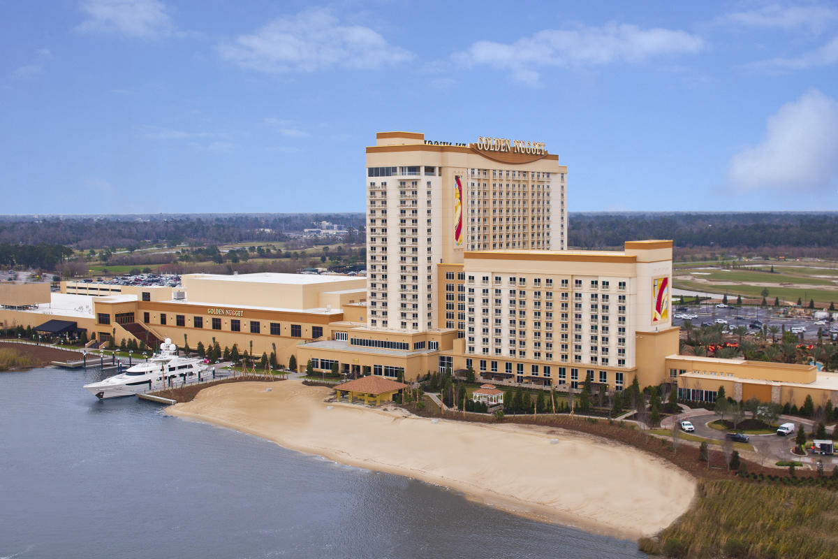 Golden Nugget Casino Hoodie Mens SZ Large Lake Charles Louisiana