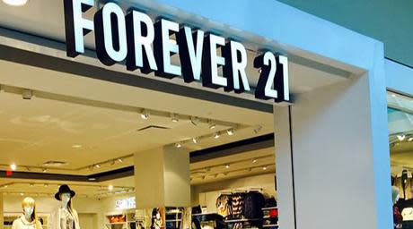 H&m dulles on sale town center mall