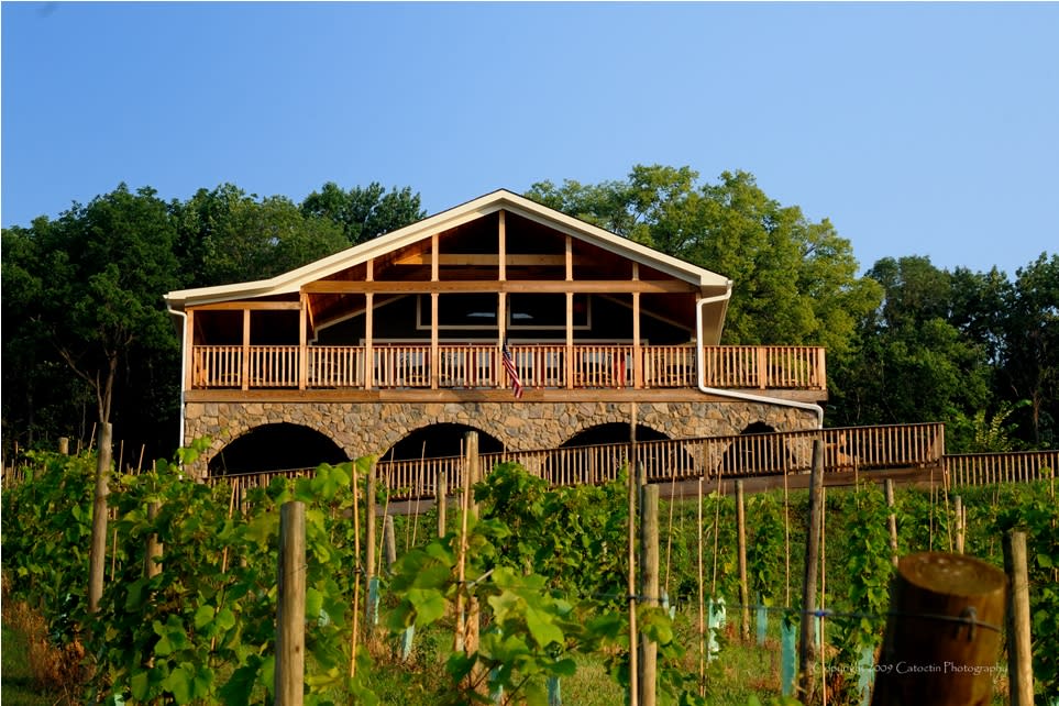 Bluemont winery store