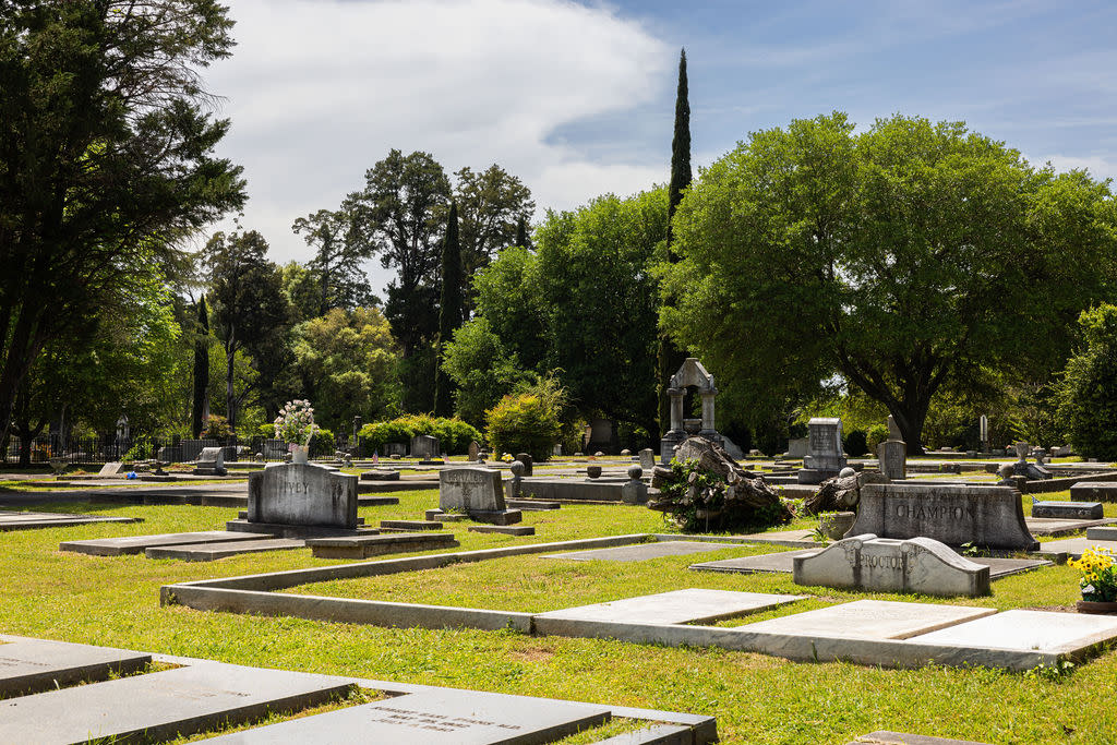 Memory Hill Cemetery