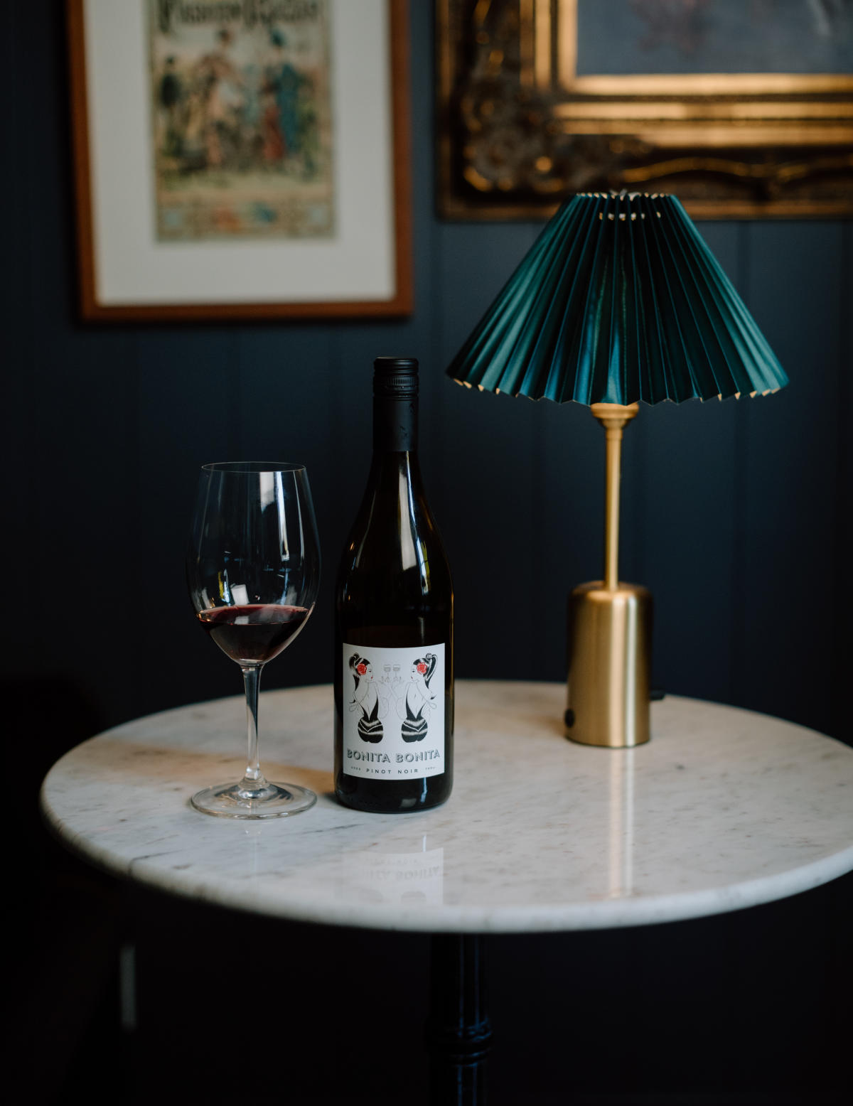 Bonita bonita wine discount